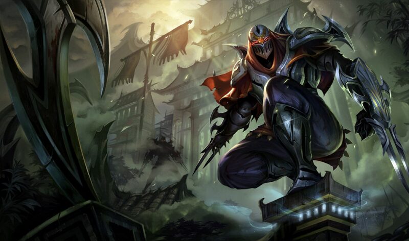 Zed standing crouching near a building with his shadow behind him