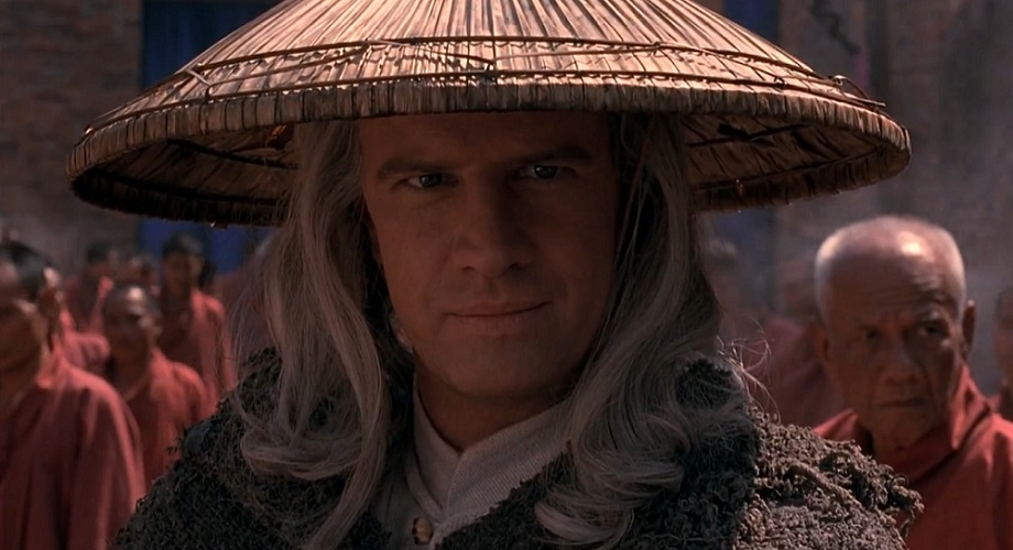 Raiden smiling while surrounded by monks